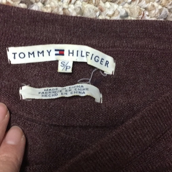 Tommy Hilfiger burgundy sweater - Picture 6 of 8